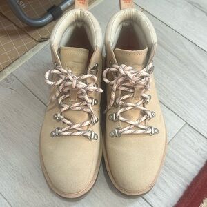 SOREL WOMEN'S HI-LINE HIKER BOOT (NWT!) HI LINE